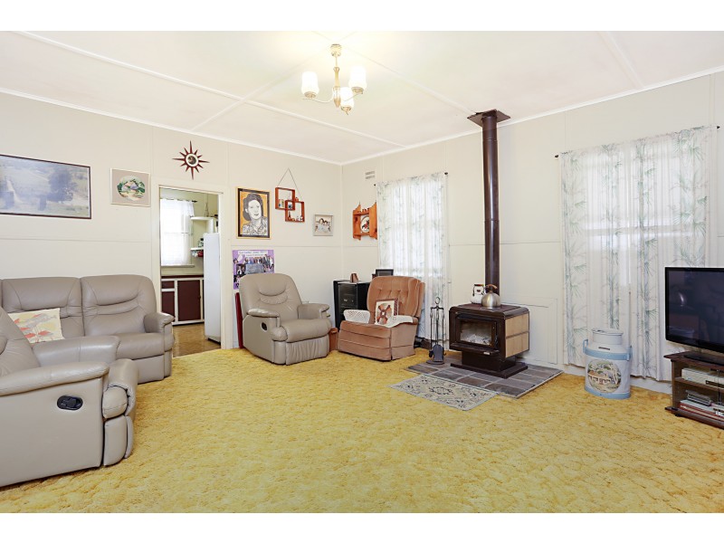 93 Brown Street, Dungog NSW 2420