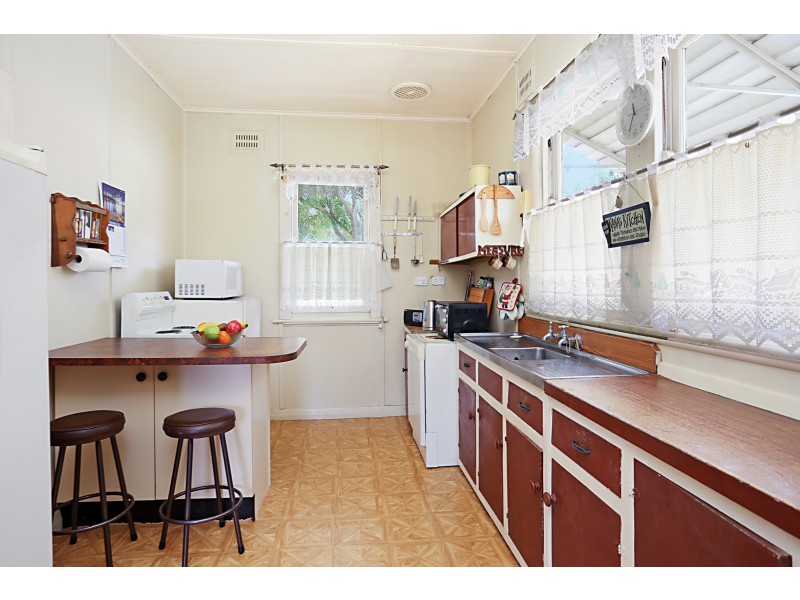 93 Brown Street, Dungog NSW 2420