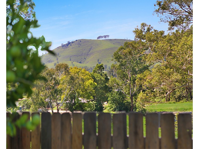 21 Lord Street, Dungog NSW 2420