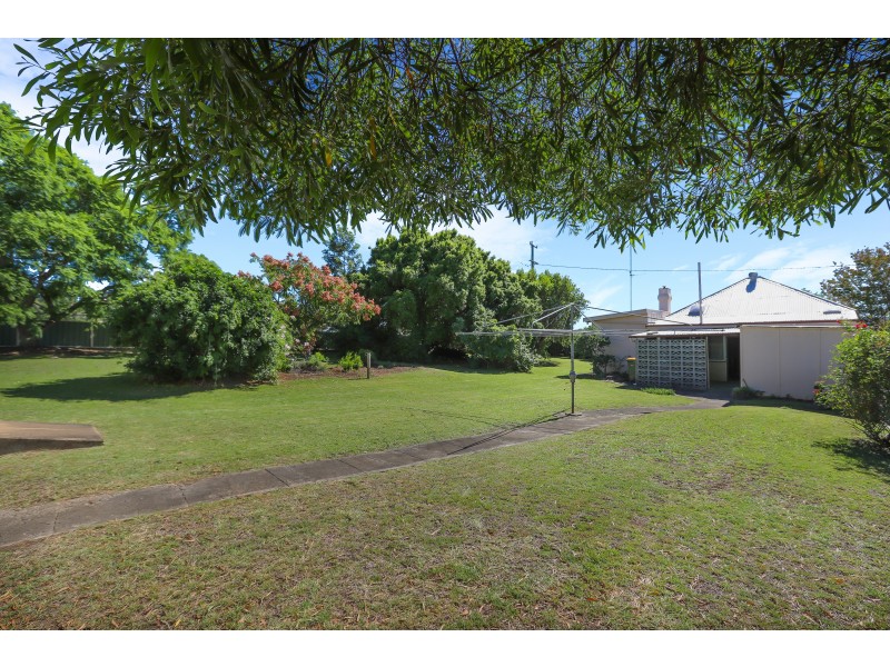 38 Chapman Street, Dungog NSW 2420