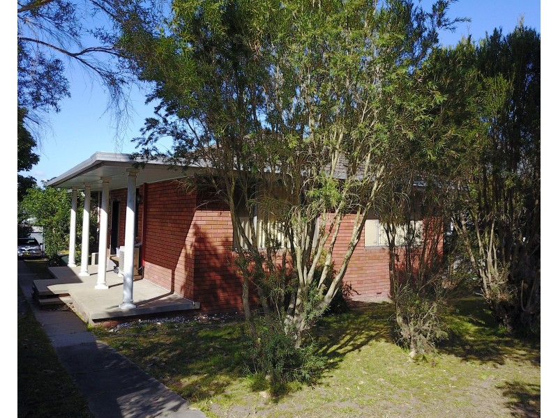 4 High Street, East Maitland NSW 2323