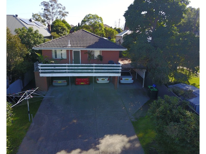 4 High Street, East Maitland NSW 2323