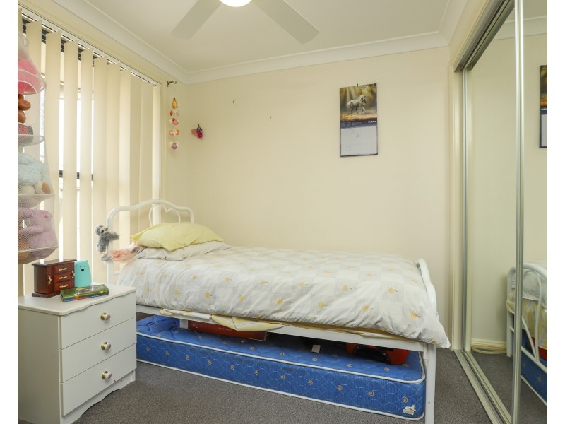 2/21 Hillview Avenue, Dungog NSW 2420