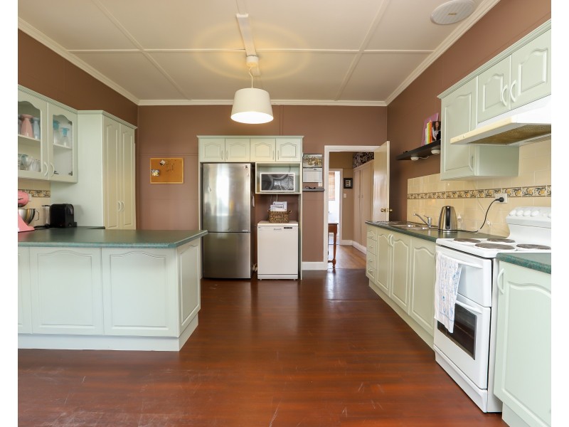 75 Chapman Street, Dungog NSW 2420