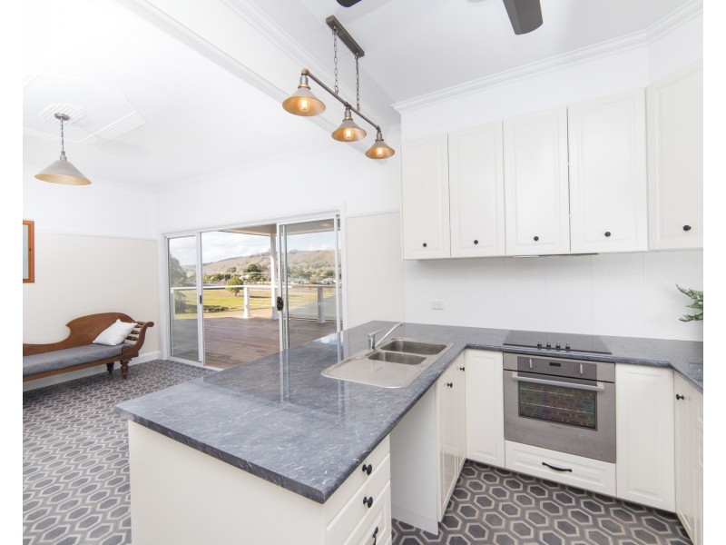 15 Rens Street, Dungog NSW 2420