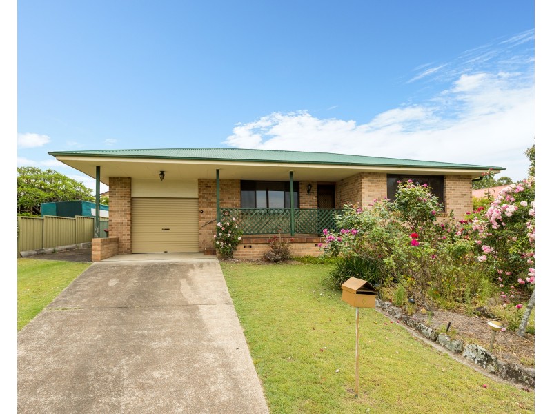 6 Baird Street, Dungog NSW 2420