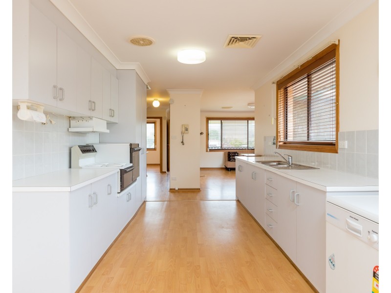 6 Baird Street, Dungog NSW 2420