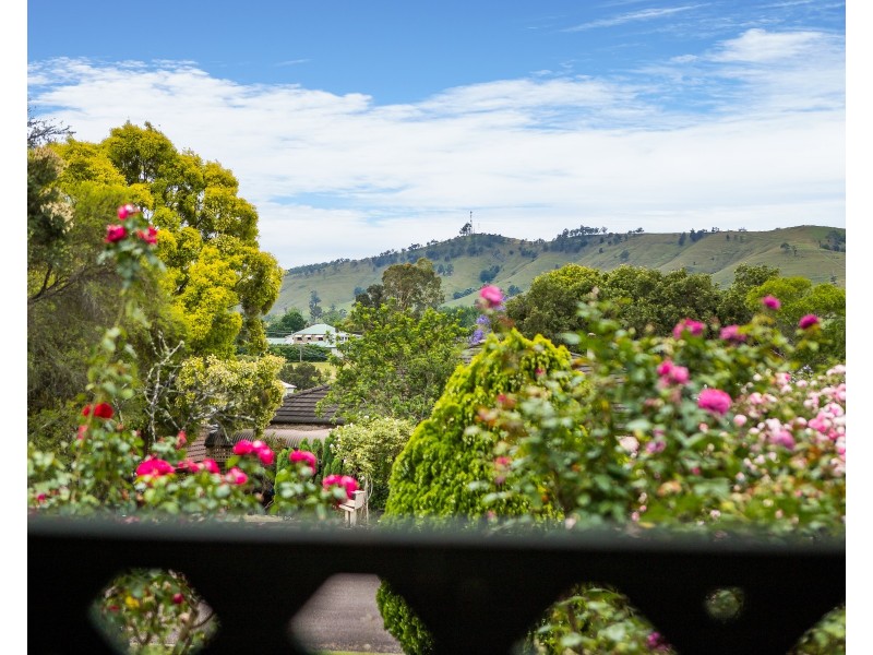 6 Baird Street, Dungog NSW 2420