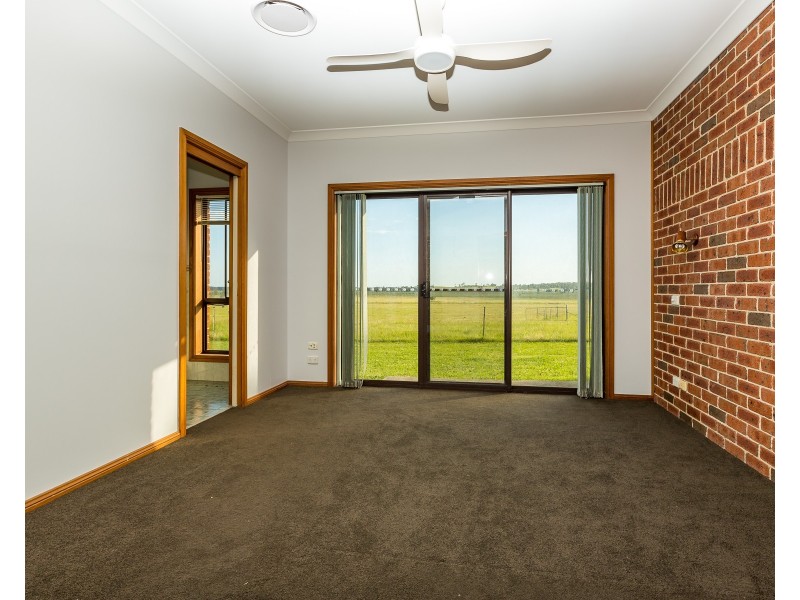 1074 Seaham Road, Seaham NSW 2324