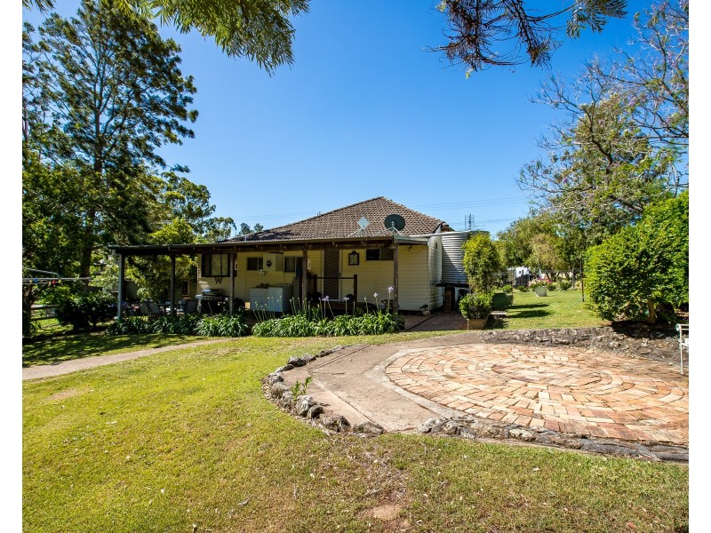 29 Church Street, Gresford NSW 2311