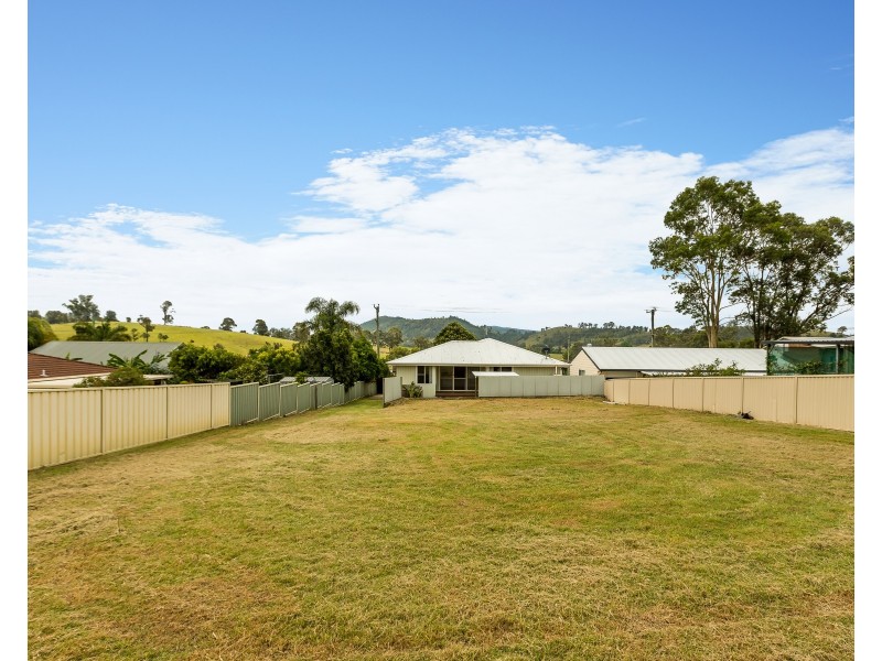 22 Common Road, Dungog NSW 2420