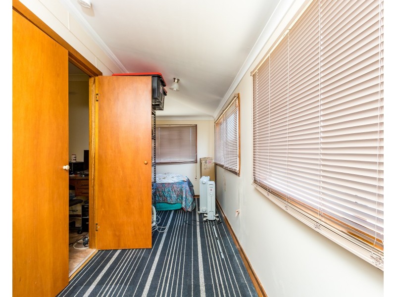 15 Jones Street, Dungog NSW 2420