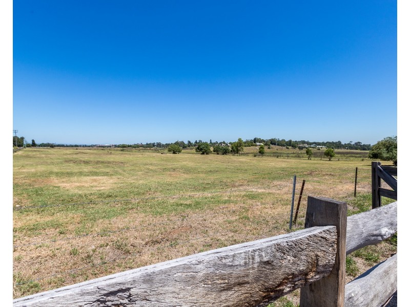 211 Oakhampton Road, OAKHAMPTON Via, Maitland NSW 2320