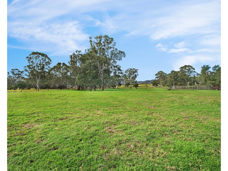 341 Gresford Road, Paterson NSW 2421