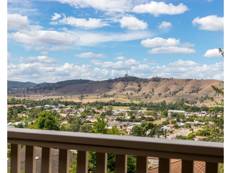 25 Hospital Road, Dungog NSW 2420