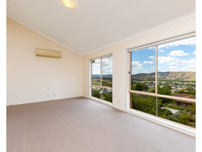25 Hospital Road, Dungog NSW 2420
