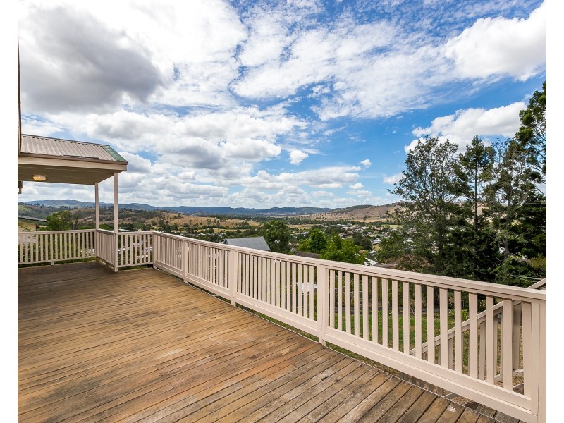25 Hospital Road, Dungog NSW 2420