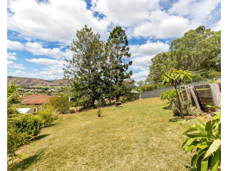 25 Hospital Road, Dungog NSW 2420