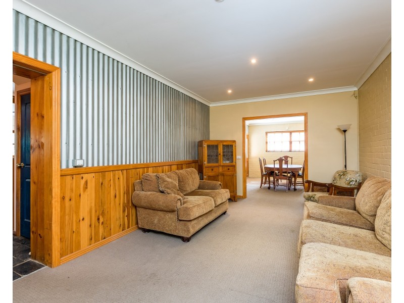 144 Martins Creek Road, Paterson NSW 2421