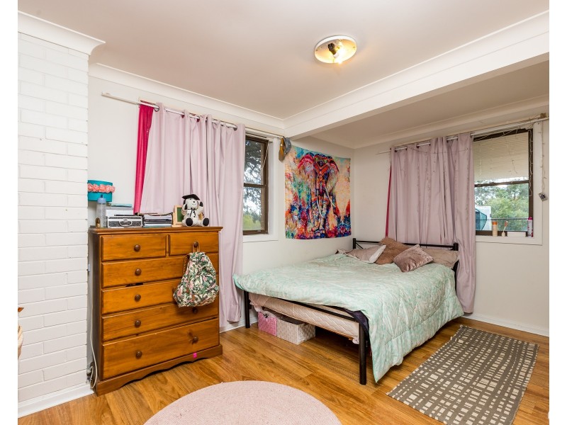 11 Reservoir Road, Dungog NSW 2420