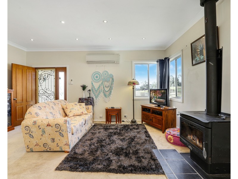 36 Memorial Avenue, Stroud NSW 2425