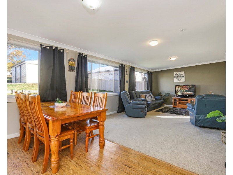 36 Memorial Avenue, Stroud NSW 2425