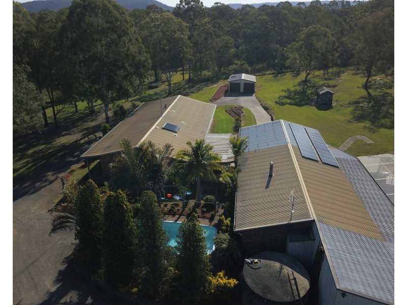 6 Holmwood Road, Seaham NSW 2324