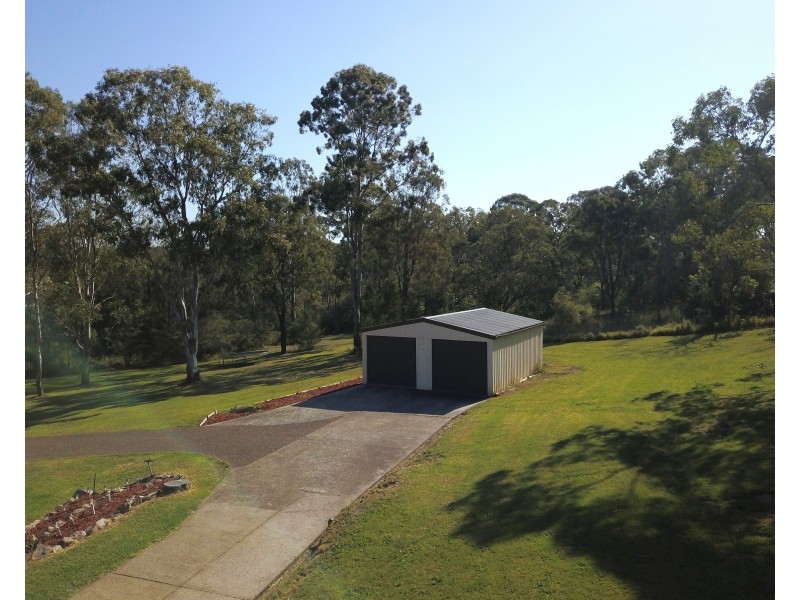 6 Holmwood Road, Seaham NSW 2324