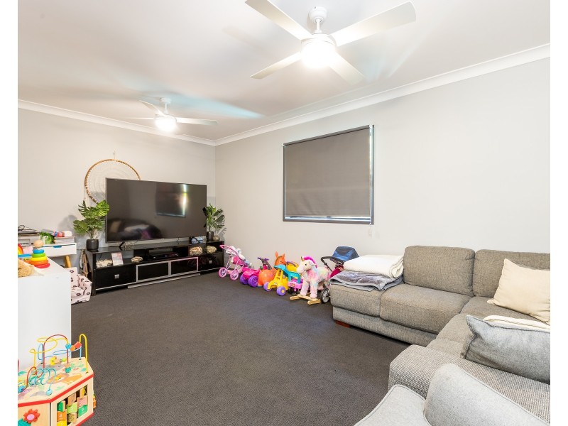 6 Holmwood Road, Seaham NSW 2324