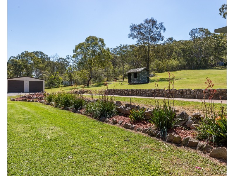 6 Holmwood Road, Seaham NSW 2324