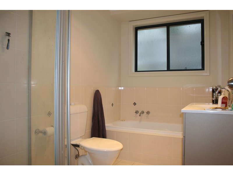 2/21 Hillview Avenue, Dungog NSW 2420