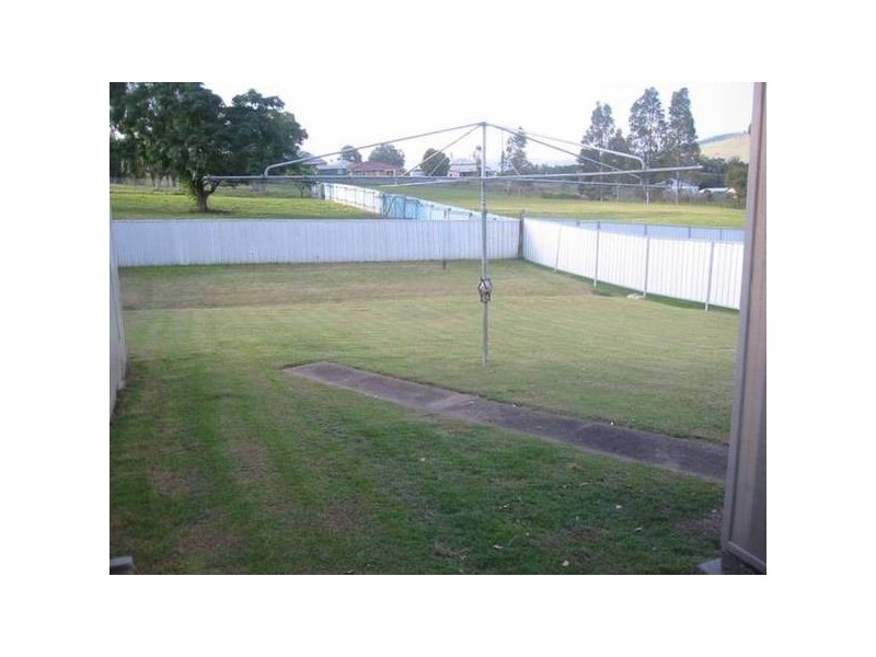27 Myles Street, Dungog NSW 2420