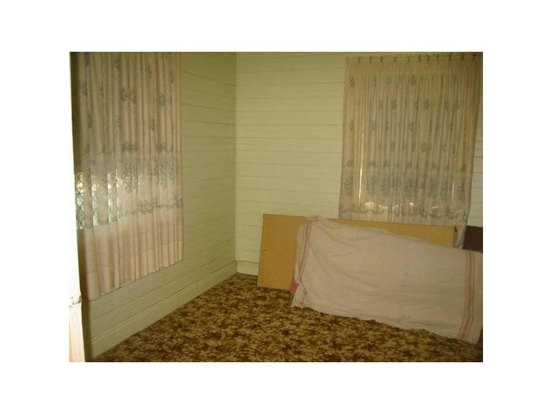 27 Myles Street, Dungog NSW 2420