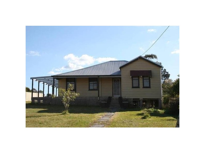 116 Lord Street, Dungog NSW 2420