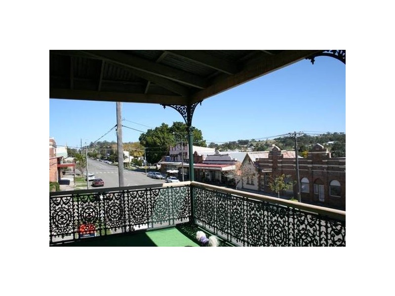 137 Dowling Street, Dungog NSW 2420