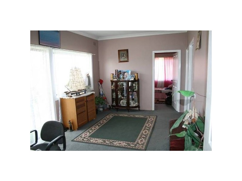 37 Mackay Street, Dungog NSW 2420