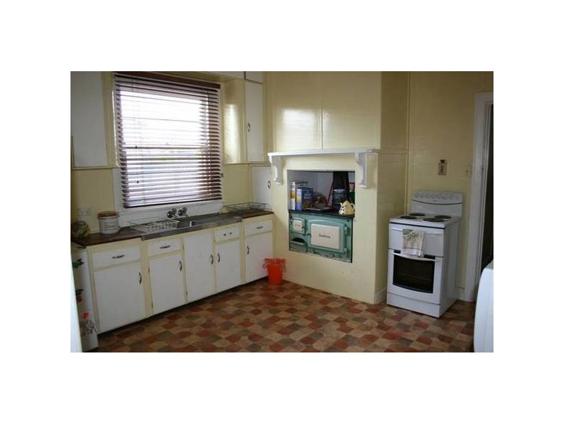 46 Chapman Street, Dungog NSW 2420