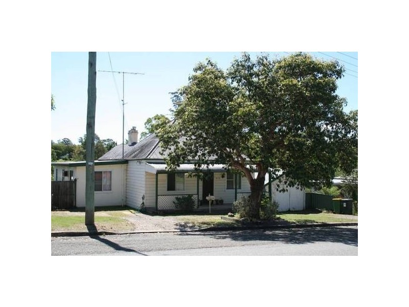 120 Abelard Street, Dungog NSW 2420