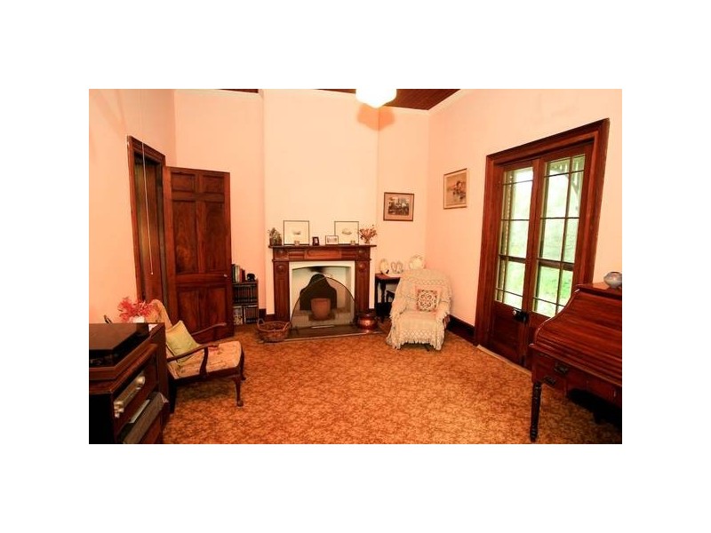 13 Duke Street, Paterson NSW 2421