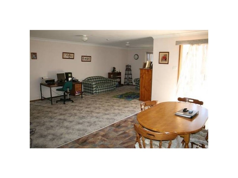 11 Melbee Circuit, Dungog NSW 2420