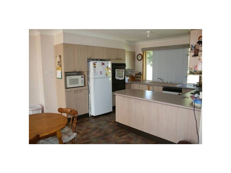 11 Melbee Circuit, Dungog NSW 2420