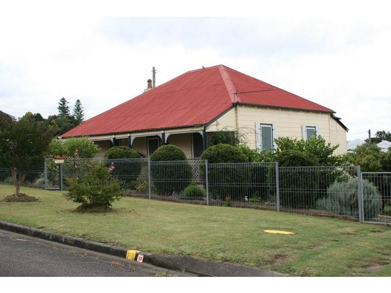 77 Mackay Street, Dungog NSW 2420