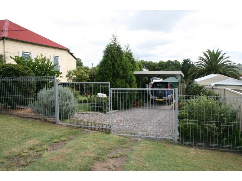 77 Mackay Street, Dungog NSW 2420