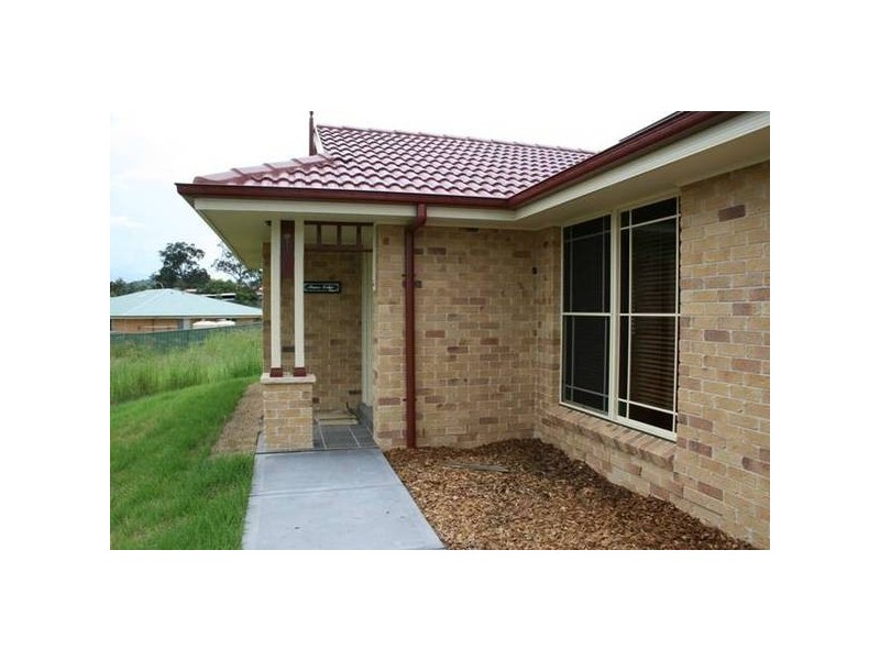 10 Williams Place, Dungog NSW 2420