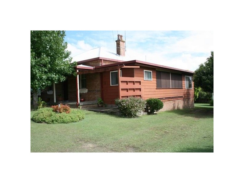 37 Mary Street, Dungog NSW 2420