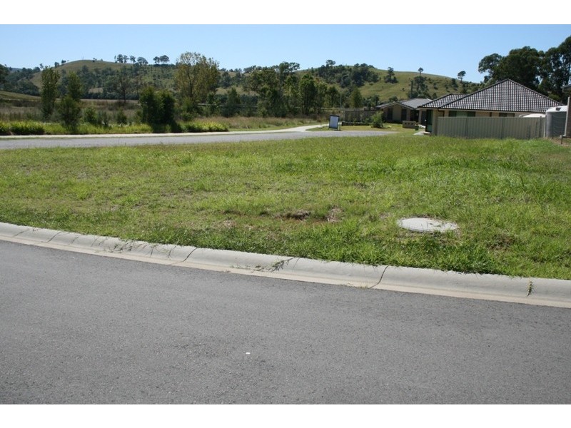 2 Williams Place, Dungog NSW 2420