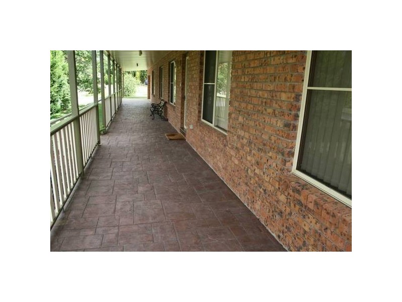 1 Melbee Circuit, Dungog NSW 2420