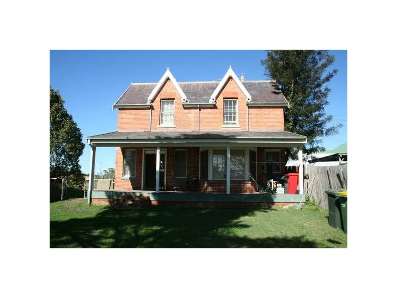 8 Hooke Street, Dungog NSW 2420