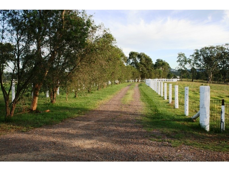 68 Dungog Road, Paterson NSW 2421