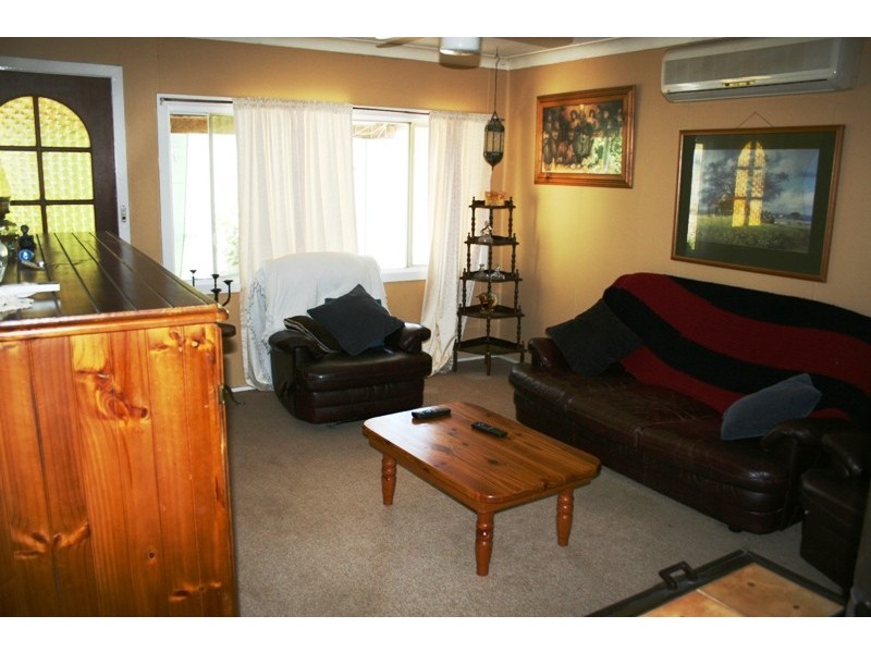 9 Moore Street, Dungog NSW 2420